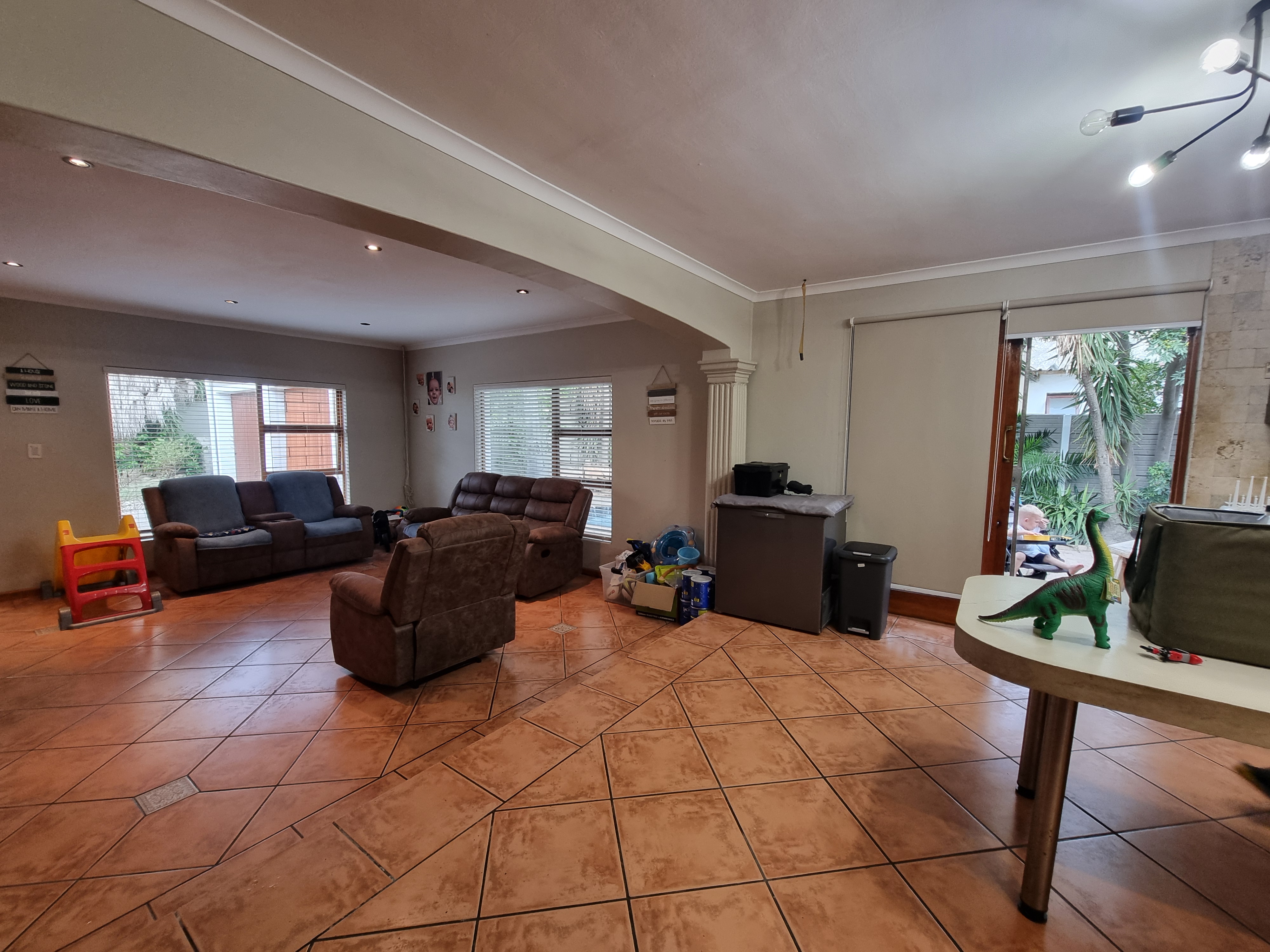 3 Bedroom Property for Sale in Dobson Western Cape